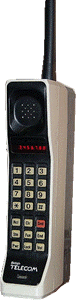 Motorola DynaTAC 8000X, 1985 (authur:Redrum0486, distributed under Creative Commons Attribution ShareAlike 3.0)