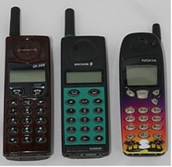 Three steps to customisable fascias: an Ericsson GH388 with aftermarket walnut cover (c1995); an Ericsson GA628 with customisable front panel (1997); a Nokia 5110 from 1998 with customisable facsia Three steps to customisable fascias: an Ericsson GH388 with aftermarket walnut cover (c1995); an Ericsson GA628 with customisable front panel (1997); a Nokia 5110 from 1998 with customisable facsia